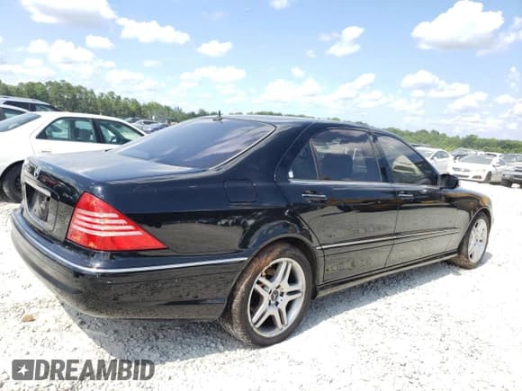 ✅ 2006 Mercedes-Benz S 430 • VIN: WDBNG70J16A484104 • Lot: 63118875. Listed on Copart with 178,246 mi. Free auction sales archive from the USA and detailed vehicle history report at DreamBid. Image 3.