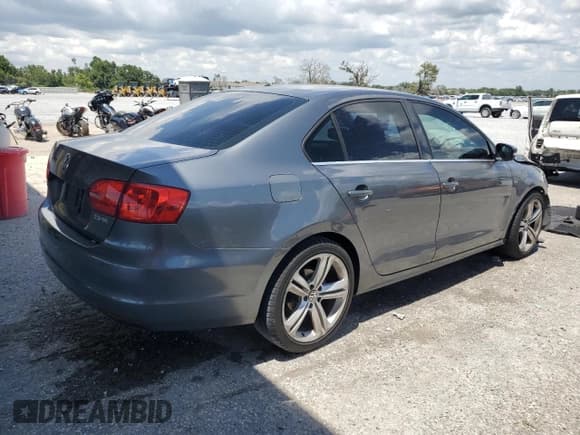 ✅ 2013 Volkswagen Jetta SE • VIN: 3VWDP7AJ1DM392628 • Lot: 65771255. Listed on Copart with 169,567 mi. Free auction sales archive from the USA and detailed vehicle history report at DreamBid. Image 3.