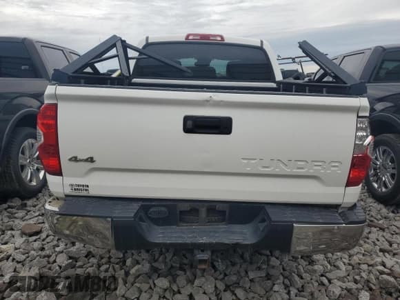 ✅ 2019 Toyota Tundra SR5 • VIN: 5TFDM5F13KX079760 • Lot: 80612795. Listed on Copart with 208,207 mi. Free auction sales archive from the USA and detailed vehicle history report at DreamBid. Image 6.