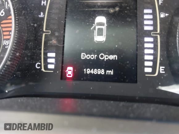 ✅ 2016 Jeep Cherokee Latitude • VIN: 1C4PJMCB4GW276530 • Лот: 43560225. Опубликован ранее на IAAI с пробегом 194 898 миль. Бесплатный доступ к архиву аукционных продаж из США и подробный отчёт об истории автомобиля на DreamBid. Изображение 15.