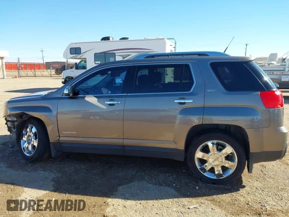 ✅ 2012 GMC Terrain SLT-2 • VIN: 2GKFLXE58C6180715 • Lot: 43582241. Listed on IAAI with 232,075 mi. Free auction sales archive from the USA and detailed vehicle history report at DreamBid. Image 14.