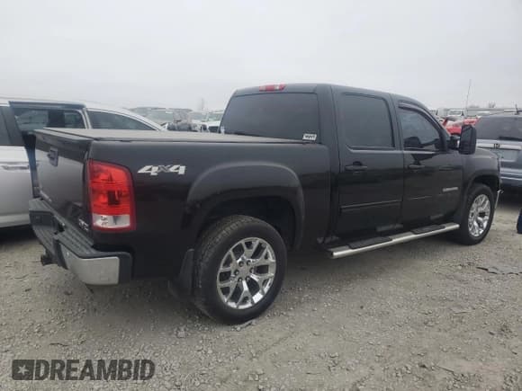 ✅ 2010 GMC Sierra 1500 • VIN: 3GTXKWE20AG131027 • Lot: 81897324. Wystawiony na Copart z przebiegiem 200 732 mil. Bezpłatny archiwum sprzedaży aukcyjnych z USA i szczegółowy raport historii pojazdu na DreamBid. Zdjęcie 3.