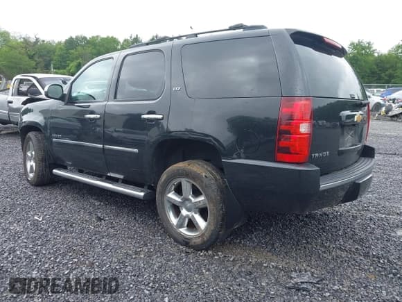 ✅ 2012 Chevrolet Tahoe LTZ • VIN: 1GNSKCE03CR291002 • Lot: 42429359. Listed on IAAI with 88,606 mi. Free auction sales archive from the USA and detailed vehicle history report at DreamBid. Image 3.