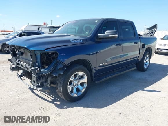 ✅ 2022 Ram 1500 Big Horn • VIN: 1C6RREFG8NN228389 • Лот: 42845005. Опубликован ранее на IAAI с пробегом 38 693 миль. Бесплатный доступ к архиву аукционных продаж из США и подробный отчёт об истории автомобиля на DreamBid. Изображение 2.