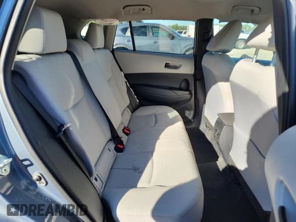 ✅ 2025 Toyota Corolla Cross LE • VIN: 7MUCAAAG6SV118989 • Лот: 89824055. Опубликован ранее на Copart с пробегом 23 011 миль. Бесплатный доступ к архиву аукционных продаж из США и подробный отчёт об истории автомобиля на DreamBid. Изображение 11.