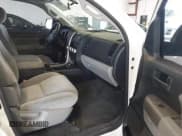 ✅ 2012 Toyota Sequoia SR5 • VIN: 5TDZM5G16CS003834 • Lot: 42662723. Wystawiony na IAAI z przebiegiem 194 039 mil. Bezpłatny archiwum sprzedaży aukcyjnych z USA i szczegółowy raport historii pojazdu na DreamBid. Zdjęcie 5.