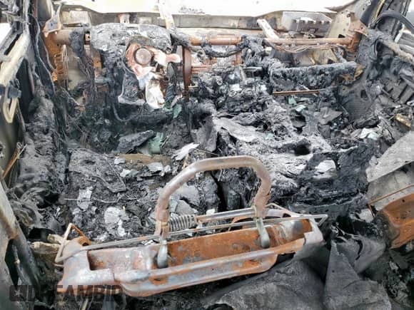 2020 Ram 1500 Big Horn z VIN 1C6RRFFG2LN397293, wystawiony jako Copart lot #67344375 z przebiegiem Nie podano mil oraz Nie do naprawy • Non repairable. Historia ofert i sprzedaży dostępna na DreamBid. Obrazek 8.