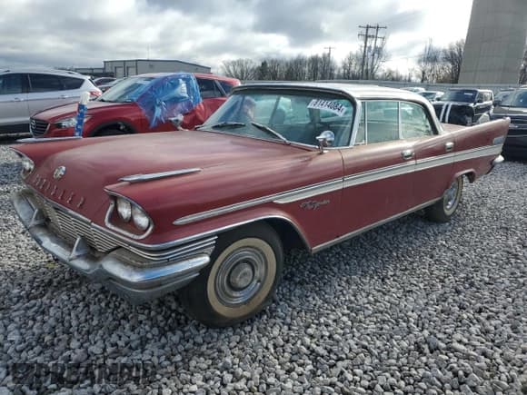 ✅ 1957 Chrysler New Yorker • VIN: N5722394 • Lot: 81414084. Wystawiony na Copart z przebiegiem 18 527 mil. Bezpłatny archiwum sprzedaży aukcyjnych z USA i szczegółowy raport historii pojazdu na DreamBid. Zdjęcie 1.