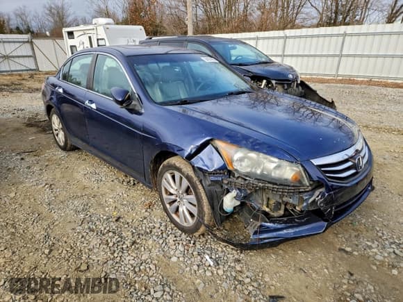 ✅ 2011 Honda Accord EX-L • VIN: 1HGCP3F87BA007856 • Лот: 94874995. Опубликован ранее на Copart с пробегом 182 497 миль. Бесплатный доступ к архиву аукционных продаж из США и подробный отчёт об истории автомобиля на DreamBid. Изображение 4.