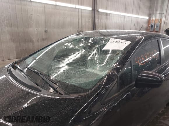 ✅ 2015 Honda Civic • VIN: 19XFB4F27FE001568 • Lot: 42582063. Listed on IAAI with 89,830 mi. Free auction sales archive from the USA and detailed vehicle history report at DreamBid. Image 6.