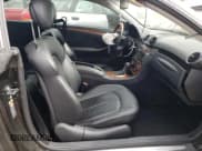 ✅ 2008 Mercedes-Benz CLK 550 • VIN: WDBTJ72H08F245331 • Lot: 52142694. Listed on Copart with 68,697 mi. Free auction sales archive from the USA and detailed vehicle history report at DreamBid. Image 10.