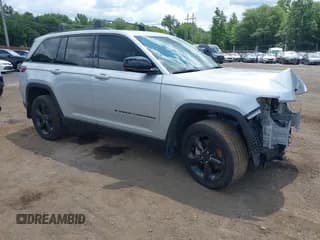 ✅ 2024 Jeep Grand Cherokee Altitude • VIN: 1C4RJHAG9R8930153 • Lot: 42812908. Listed on IAAI with 11,509 mi. Free auction sales archive from the USA and detailed vehicle history report at DreamBid. Image 1.