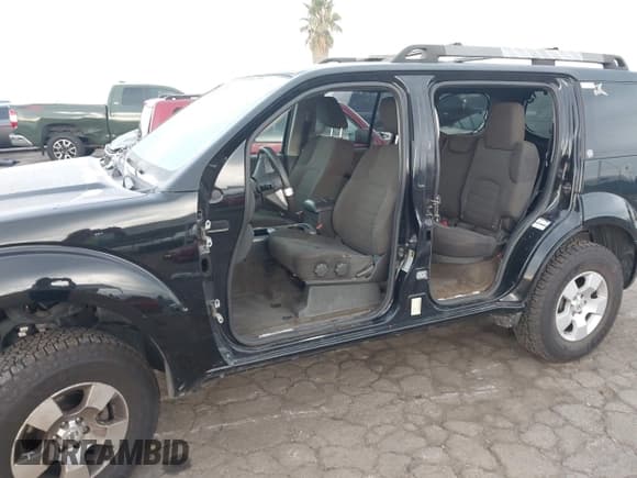 ✅ 2012 Nissan Pathfinder S • VIN: 5N1AR1NN3CC628055 • Lot: 43681851. Listed on IAAI with 162,093 mi. Free auction sales archive from the USA and detailed vehicle history report at DreamBid. Image 6.