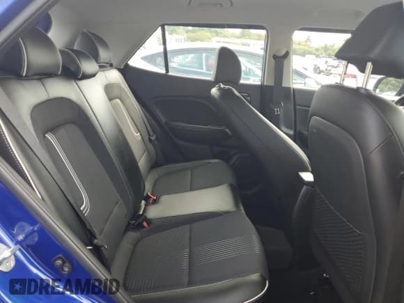 ✅ 2022 Hyundai Venue SEL • VIN: KMHRC8A32NU201352 • Lot: 82040765. Listed on Copart with 24,258 mi. Free auction sales archive from the USA and detailed vehicle history report at DreamBid. Image 11.