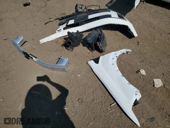 ✅ 2025 Hyundai Santa Fe Calligraphy • VIN: 5NMP5DGL9SH069490 • Lot: 81109945. Listed on Copart with 2,455 mi. Free auction sales archive from the USA and detailed vehicle history report at DreamBid. Image 13.