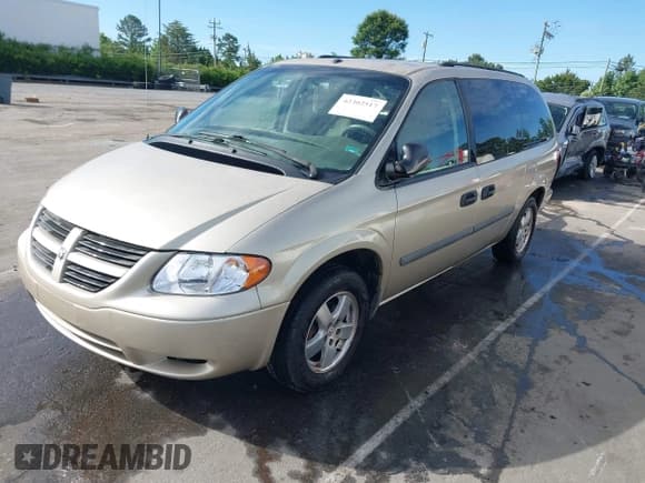 ✅ 2006 Dodge Grand Caravan SE • VIN: 1D4GP24R36B734422 • Lot: 42302517. Wystawiony na IAAI z przebiegiem 217 946 mil. Bezpłatny archiwum sprzedaży aukcyjnych z USA i szczegółowy raport historii pojazdu na DreamBid. Zdjęcie 2.