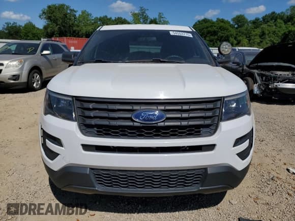 ✅ 2018 Ford Police Interceptor Utility • VIN: 1FM5K8AR7JGA71289 • Лот: 54553715. Опубликован ранее на Copart с пробегом 56 054 миль. Бесплатный доступ к архиву аукционных продаж из США и подробный отчёт об истории автомобиля на DreamBid. Изображение 5.