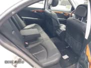 ✅ 2008 Mercedes-Benz E 320 • VIN: WDBUF22X08B324795 • Lot: 41773761. Wystawiony na IAAI z przebiegiem 249 975 mil. Bezpłatny archiwum sprzedaży aukcyjnych z USA i szczegółowy raport historii pojazdu na DreamBid. Zdjęcie 8.