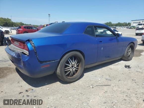 ✅ 2012 Dodge Challenger SXT • VIN: 2C3CDYAG6CH254683 • Lot: 68114704. Wystawiony na Copart z przebiegiem 141 878 mil. Bezpłatny archiwum sprzedaży aukcyjnych z USA i szczegółowy raport historii pojazdu na DreamBid. Zdjęcie 3.