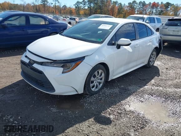 ✅ 2023 Toyota Corolla LE • VIN: 5YFB4MDE4PP004675 • Лот: 43595747. Опубликован ранее на IAAI с пробегом 39 287 миль. Бесплатный доступ к архиву аукционных продаж из США и подробный отчёт об истории автомобиля на DreamBid. Изображение 17.