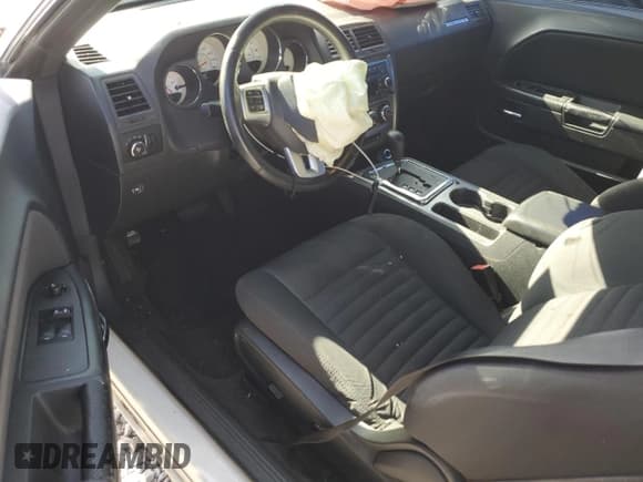 ✅ 2011 Dodge Challenger R/T • VIN: 2B3CJ5DT5BH516933 • Lot: 66297354. Wystawiony na Copart z przebiegiem 108 936 mil. Bezpłatny archiwum sprzedaży aukcyjnych z USA i szczegółowy raport historii pojazdu na DreamBid. Zdjęcie 8.