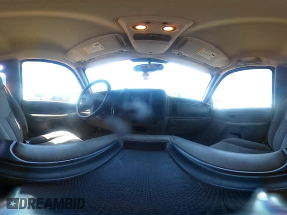 ✅ 2004 Chevrolet Suburban LT • VIN: 1GNEC16Z04J163697 • Lot: 42267114. Listed on IAAI with 245,186 mi. Free auction sales archive from the USA and detailed vehicle history report at DreamBid. Image 18.