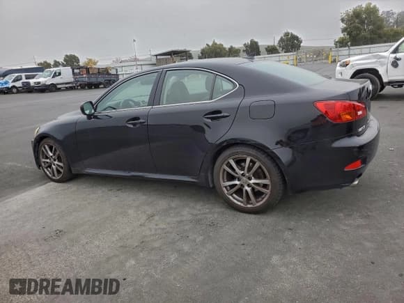 ✅ 2008 Lexus IS 250 • VIN: JTHBK262X85067998 • Лот: 95981975. Опубликован ранее на Copart с пробегом 137 112 миль. Бесплатный доступ к архиву аукционных продаж из США и подробный отчёт об истории автомобиля на DreamBid. Изображение 2.