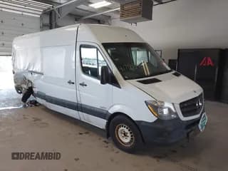 ✅ 2014 Mercedes-Benz Sprinter • VIN: WD3PE8DE6E5825520 • Lot: 41700340. Wystawiony na IAAI z przebiegiem 259 170 mil. Bezpłatny archiwum sprzedaży aukcyjnych z USA i szczegółowy raport historii pojazdu na DreamBid. Zdjęcie 1.