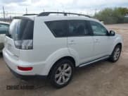 ✅ 2010 Mitsubishi Outlander XLS • VIN: JA4JT4AX8AZ000852 • Lot: 42816593. Listed on IAAI with 195,098 mi. Free auction sales archive from the USA and detailed vehicle history report at DreamBid. Image 4.