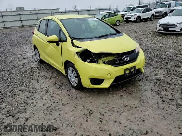 ✅ 2016 Honda Fit LX • VIN: JHMGK5H5XGS012384 • Lot: 93250775. Listed on Copart with 85,903 mi. Free auction sales archive from the USA and detailed vehicle history report at DreamBid. Image 13.