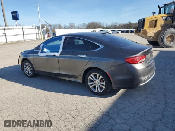 ✅ 2015 Chrysler 200 Limited • VIN: 1C3CCCAB8FN652015 • Lot: 91678665. Listed on Copart with 90,187 mi. Free auction sales archive from the USA and detailed vehicle history report at DreamBid. Image 2.