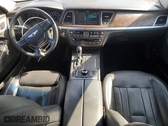 2015 Hyundai Genesis 3.8L z VIN KMHGN4JE6FU093847, wystawiony jako Copart lot #74959224 z przebiegiem 105 940 mil mil oraz Szkoda całkowita • Salvage title. Historia ofert i sprzedaży dostępna na DreamBid. Obrazek 8.