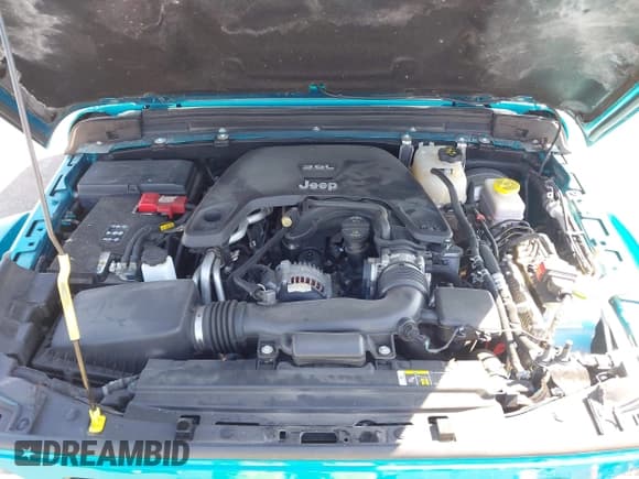 ✅ 2020 Jeep Wrangler Unlimited Rubicon • VIN: 1C4HJXFG0LW290402 • Lot: 42173436. Wystawiony na IAAI z przebiegiem 47 068 mil. Bezpłatny archiwum sprzedaży aukcyjnych z USA i szczegółowy raport historii pojazdu na DreamBid. Zdjęcie 10.