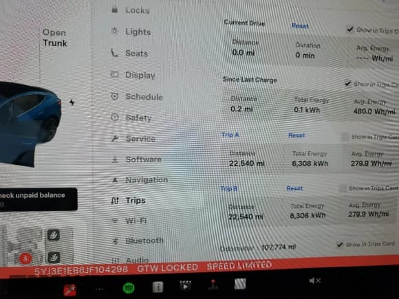 ✅ 2018 Tesla Model 3 Long Range Battery • VIN: 5YJ3E1EB8JF104298 • Lot: 85389055. Wystawiony na Copart z przebiegiem 107 774 mil. Bezpłatny archiwum sprzedaży aukcyjnych z USA i szczegółowy raport historii pojazdu na DreamBid. Zdjęcie 9.
