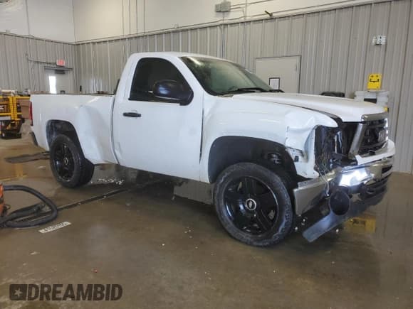 ✅ 2009 GMC Sierra 1500 • VIN: 1GTEK24C49Z239804 • Lot: 41466735. Wystawiony na Copart z przebiegiem 175 019 mil. Bezpłatny archiwum sprzedaży aukcyjnych z USA i szczegółowy raport historii pojazdu na DreamBid. Zdjęcie 4.