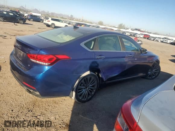 ✅ 2015 Hyundai Genesis 5.0L • VIN: KMHGN4JF1FU060604 • Lot: 83370774. Wystawiony na Copart z przebiegiem 154 468 mil. Bezpłatny archiwum sprzedaży aukcyjnych z USA i szczegółowy raport historii pojazdu na DreamBid. Zdjęcie 3.