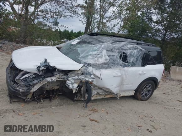 ✅ 2023 Ford Bronco Sport Badlands • VIN: 3FMCR9D9XPRE06194 • Lot: 43320380. Wystawiony na IAAI z przebiegiem Nie podano. Bezpłatny archiwum sprzedaży aukcyjnych z USA i szczegółowy raport historii pojazdu na DreamBid. Zdjęcie 13.