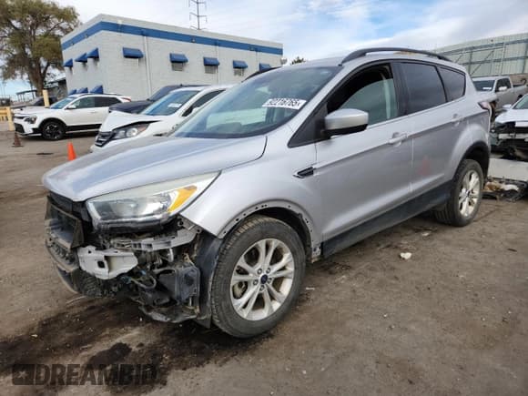 ✅ 2018 Ford Escape SE • VIN: 1FMCU9GD6JUA73698 • Lot: 92216765. Wystawiony na Copart z przebiegiem 114 579 mil. Bezpłatny archiwum sprzedaży aukcyjnych z USA i szczegółowy raport historii pojazdu na DreamBid. Zdjęcie 1.