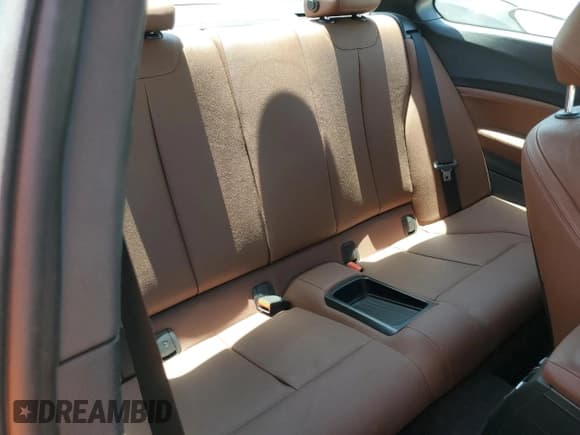 ✅ 2015 BMW 2 Series M235i • VIN: WBA1J7C55FV253647 • Lot: 60231395. Listed on Copart with 57,639 mi. Free auction sales archive from the USA and detailed vehicle history report at DreamBid. Image 10.