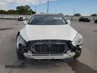 ✅ 2016 Kia K900 Luxury • VIN: KNALU4D3XG6032701 • Lot: 69019244. Wystawiony na Copart z przebiegiem 120 193 mil. Bezpłatny archiwum sprzedaży aukcyjnych z USA i szczegółowy raport historii pojazdu na DreamBid. Zdjęcie 5.