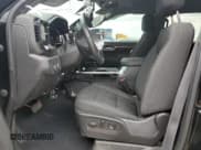 ✅ 2022 Chevrolet Silverado 1500 LT Trail Boss • VIN: 3GCUDFET1NG646193 • Lot: 62421255. Wystawiony na Copart z przebiegiem 32 343 mil. Bezpłatny archiwum sprzedaży aukcyjnych z USA i szczegółowy raport historii pojazdu na DreamBid. Zdjęcie 7.