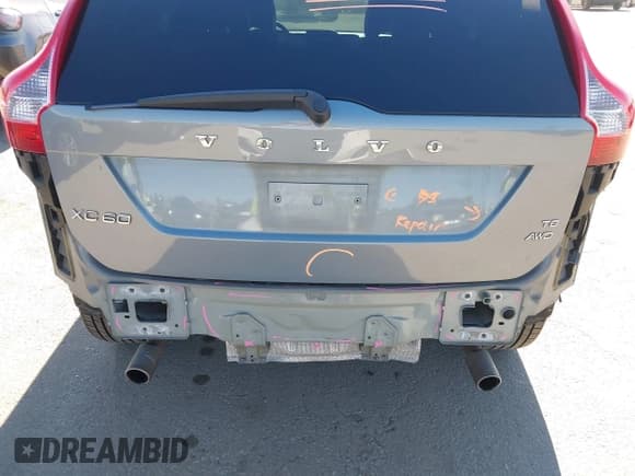 ✅ 2010 Volvo XC60 3.0T • VIN: YV4992DZ0A2126542 • Лот: 43634362. Опубликован ранее на IAAI с пробегом 113 614 миль. Бесплатный доступ к архиву аукционных продаж из США и подробный отчёт об истории автомобиля на DreamBid. Изображение 6.