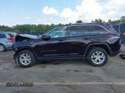 ✅ 2023 Jeep Grand Cherokee Limited • VIN: 1C4RJHBG3P8741929 • Лот: 43158980. Опубликован ранее на IAAI с пробегом 65 605 миль. Бесплатный доступ к архиву аукционных продаж из США и подробный отчёт об истории автомобиля на DreamBid. Изображение 15.