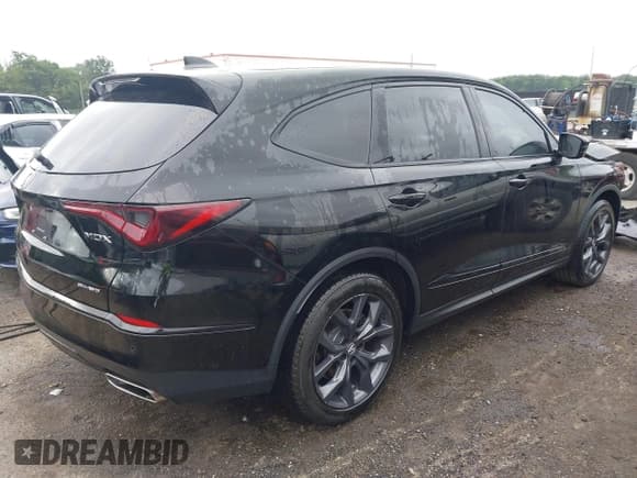 ✅ 2023 Acura MDX w/A-Spec Package • VIN: 5J8YE1H06PL004529 • Lot: 42638197. Wystawiony na IAAI z przebiegiem 29 892 mil. Bezpłatny archiwum sprzedaży aukcyjnych z USA i szczegółowy raport historii pojazdu na DreamBid. Zdjęcie 4.