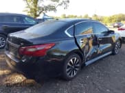 ✅ 2018 Nissan Altima S • VIN: 1N4AL3AP1JC166400 • Lot: 43242632. Wystawiony na IAAI z przebiegiem 50 238 mil. Bezpłatny archiwum sprzedaży aukcyjnych z USA i szczegółowy raport historii pojazdu na DreamBid. Zdjęcie 4.