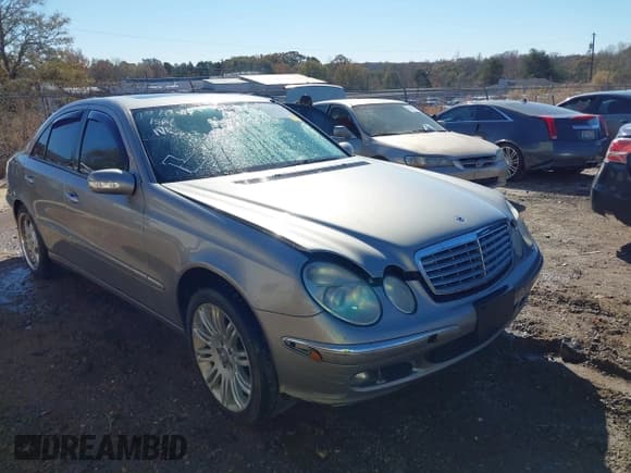 ✅ 2006 Mercedes-Benz E 350 • VIN: WDBUF56J26A818277 • Лот: 43531561. Опубликован ранее на IAAI с пробегом 214 685 миль. Бесплатный доступ к архиву аукционных продаж из США и подробный отчёт об истории автомобиля на DreamBid. Изображение 1.