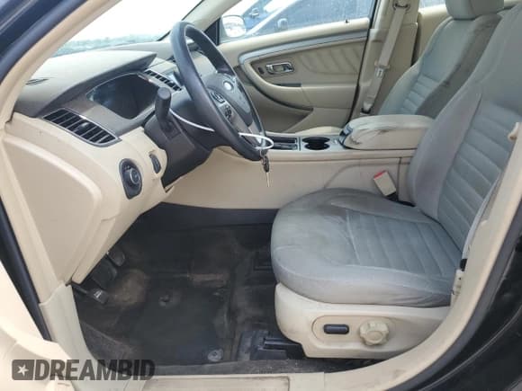 ✅ 2013 Ford Taurus SE • VIN: 1FAHP2D83DG210430 • Лот: 63226545. Опубликован ранее на Copart с пробегом 206 272 миль. Бесплатный доступ к архиву аукционных продаж из США и подробный отчёт об истории автомобиля на DreamBid. Изображение 7.