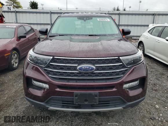 ✅ 2022 Ford Explorer XLT • VIN: 1FMSK8DHXNGB27656 • Lot: 66906875. Wystawiony na Copart z przebiegiem 61 588 mil. Bezpłatny archiwum sprzedaży aukcyjnych z USA i szczegółowy raport historii pojazdu na DreamBid. Zdjęcie 5.