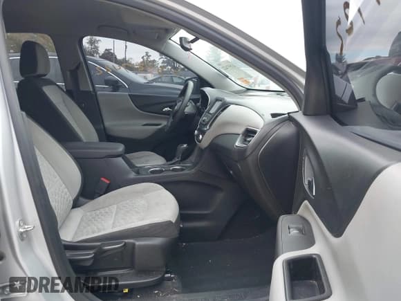 ✅ 2019 Chevrolet Equinox LS • VIN: 2GNAXHEV4K6171287 • Лот: 43557422. Опубликован ранее на IAAI с пробегом 149 282 миль. Бесплатный доступ к архиву аукционных продаж из США и подробный отчёт об истории автомобиля на DreamBid. Изображение 5.