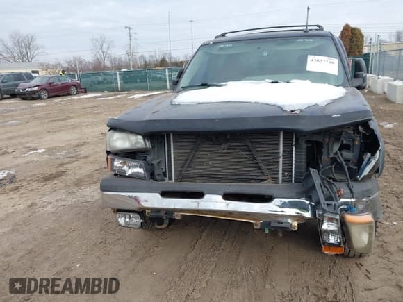 ✅ 2004 Chevrolet Avalanche Z71 • VIN: 3GNEK12T84G343452 • Lot: 43837108. Listed on IAAI with 164,828 mi. Free auction sales archive from the USA and detailed vehicle history report at DreamBid. Image 13.